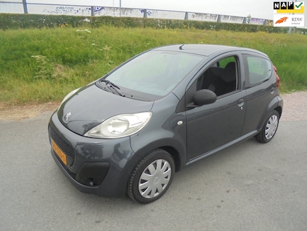 Peugeot 107 0
