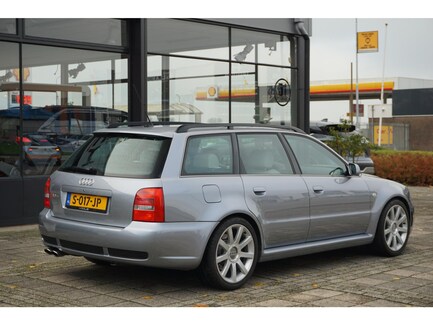 Audi RS4 0