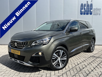 Peugeot 5008 0
