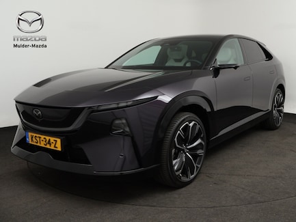 Mazda CX-6e 0