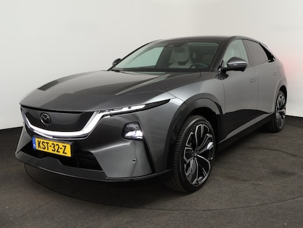 Mazda CX-6e 0