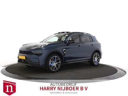 Lynk & Co 01 0