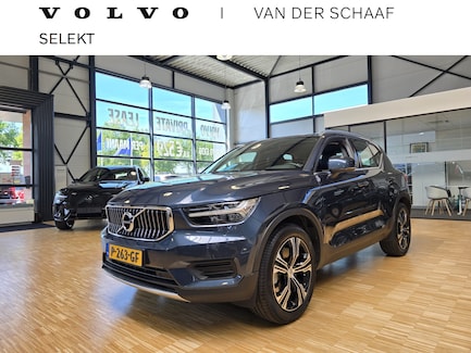 Volvo XC40 0