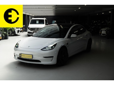 Tesla Model 3 0