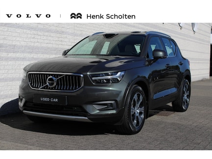 Volvo XC40 0