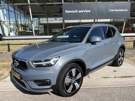 Volvo XC40 0