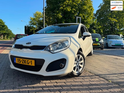Kia Rio 0