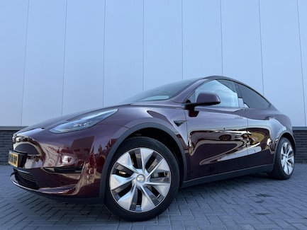 Tesla Model Y 0