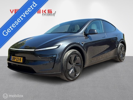 Tesla Model Y 0