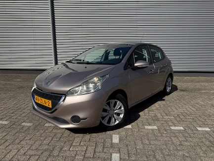 Peugeot 208 0