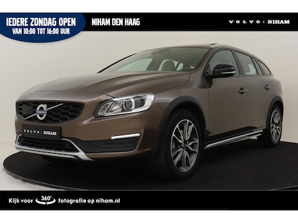 Volvo V60 Cross Country 0