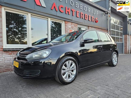 Volkswagen Golf 0