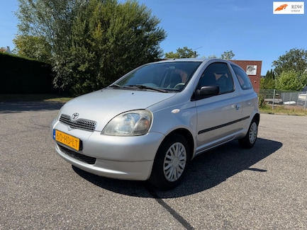 Toyota Yaris 0