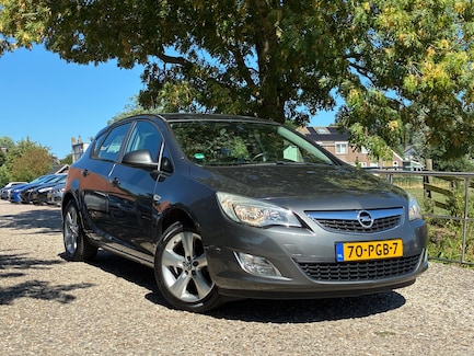 Opel Astra 0
