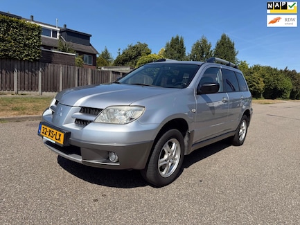 Mitsubishi Outlander Sport 0