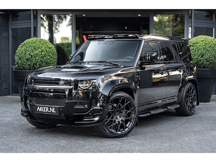Land Rover Defender 0