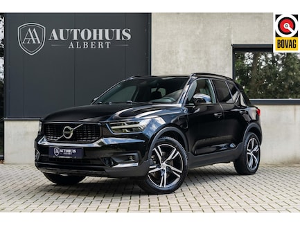 Volvo XC40 0