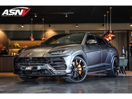 Lamborghini Urus 0