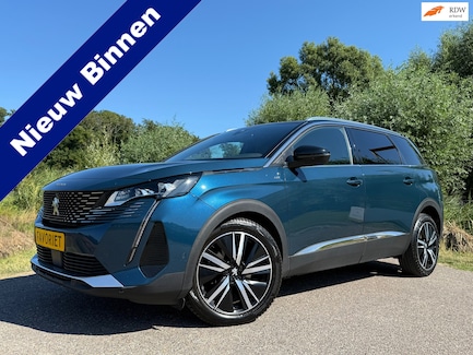 Peugeot 5008 0