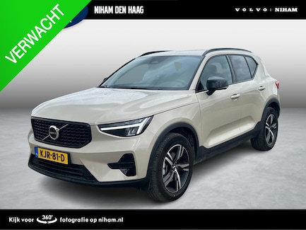 Volvo XC40 0