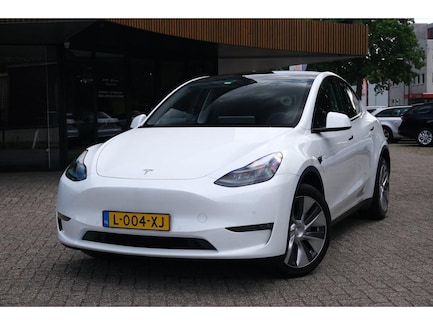 Tesla Model Y 0