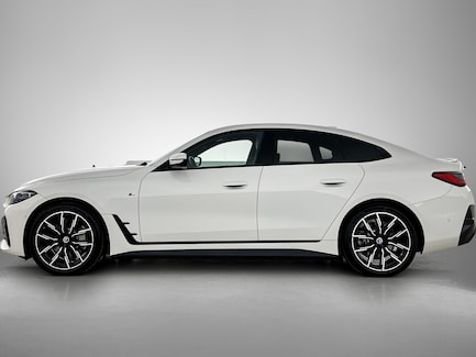 BMW i4 0