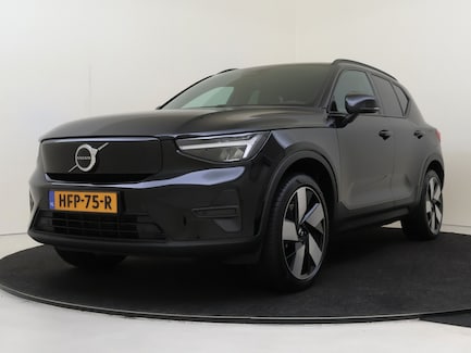 Volvo EX40 0