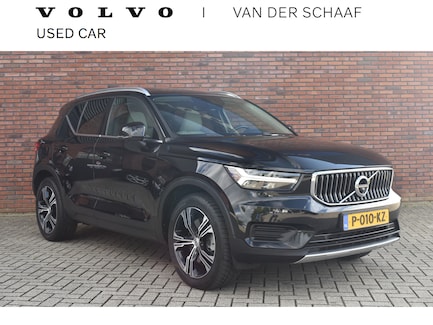 Volvo XC40 0