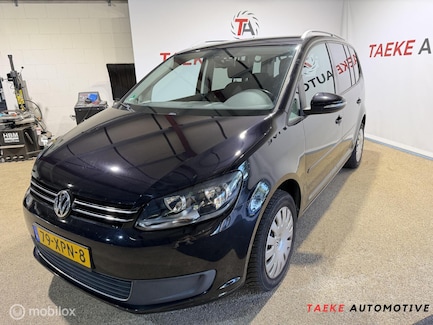 Volkswagen Touran 0