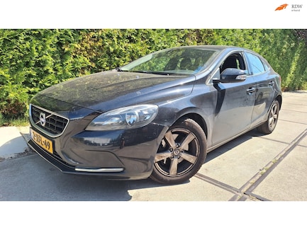 Volvo V40 0
