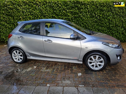 Mazda 2 0