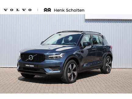 Volvo XC40 0