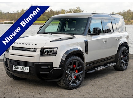 Land Rover Defender 0