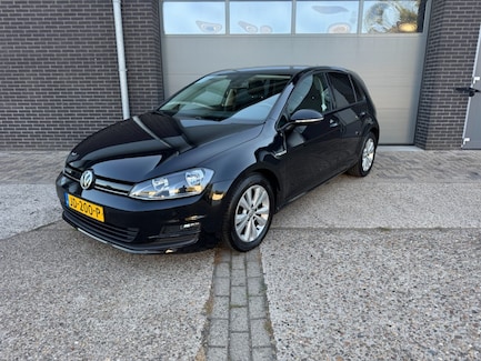 Volkswagen Golf 0