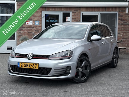 Volkswagen Golf 0