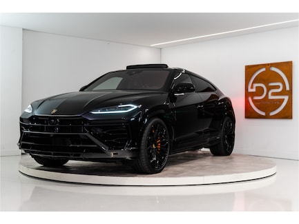 Lamborghini Urus 0