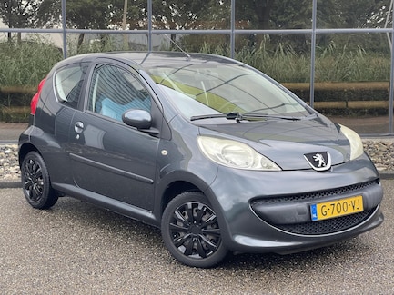 Peugeot 107 0
