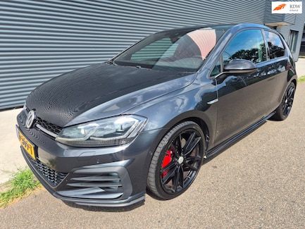 Volkswagen Golf 0