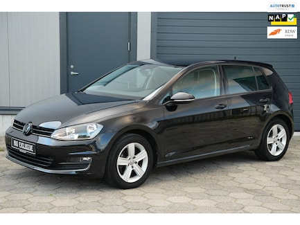 Volkswagen Golf 0