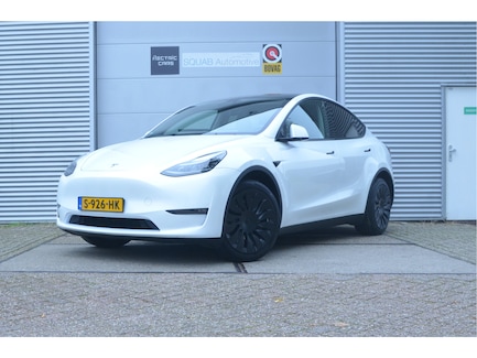 Tesla Model Y 0