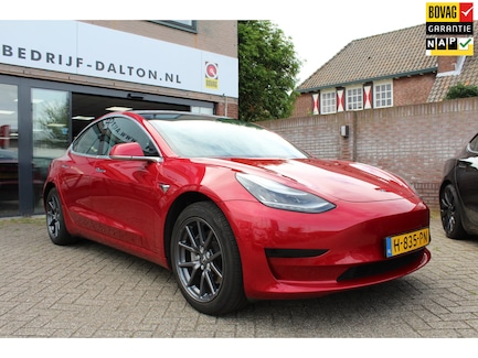 Tesla Model 3 0
