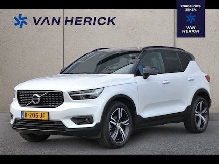 Volvo XC40 0