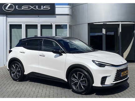 Lexus LBX 0