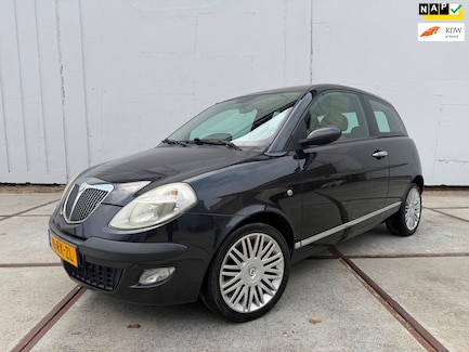 Lancia Ypsilon 0
