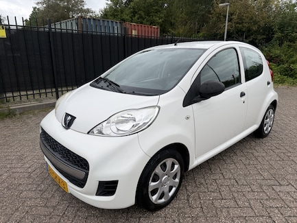 Peugeot 107 0