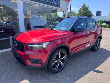 Volvo XC40 0