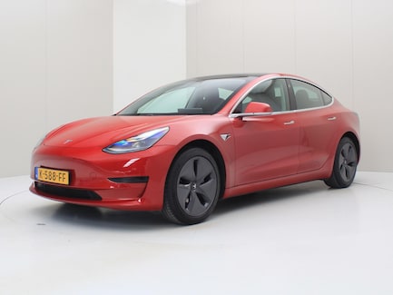 Tesla Model 3 0