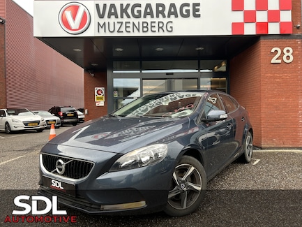 Volvo V40 0