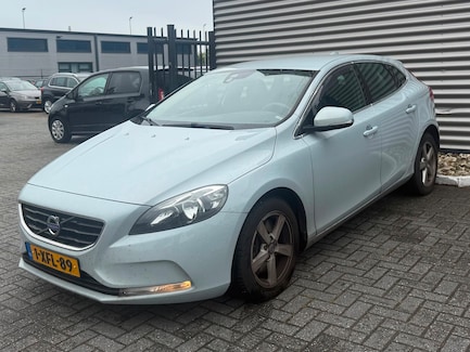 Volvo V40 0