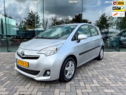 Toyota Verso-S 0